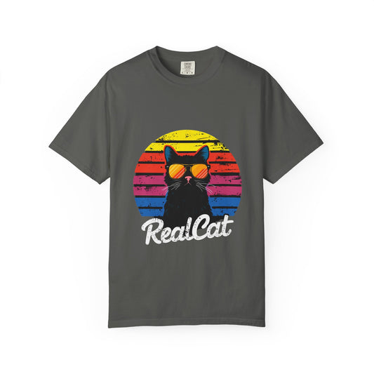 Retro Cat Graphic Unisex T-Shirt - RealCat Design